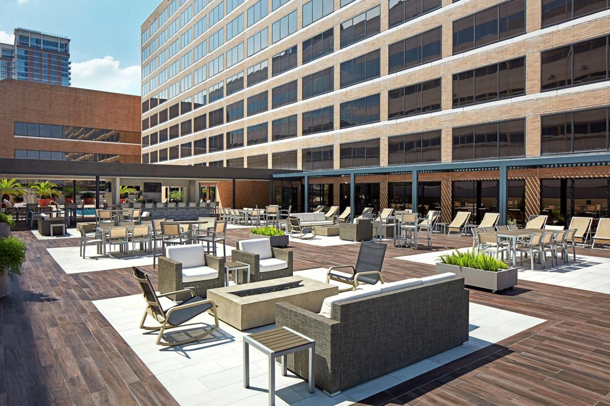 Hilton Plaza/medical Center Hotel
