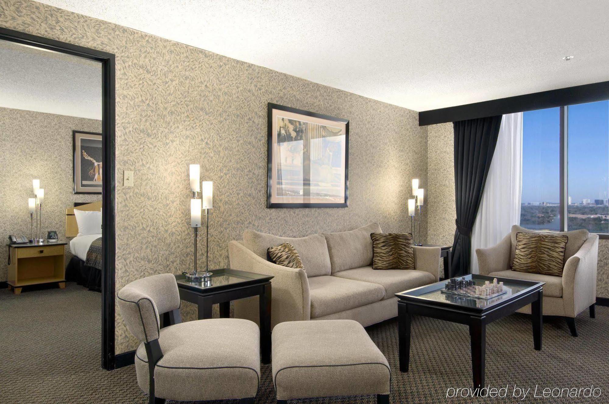 Hilton Plaza/medical Center Hotel