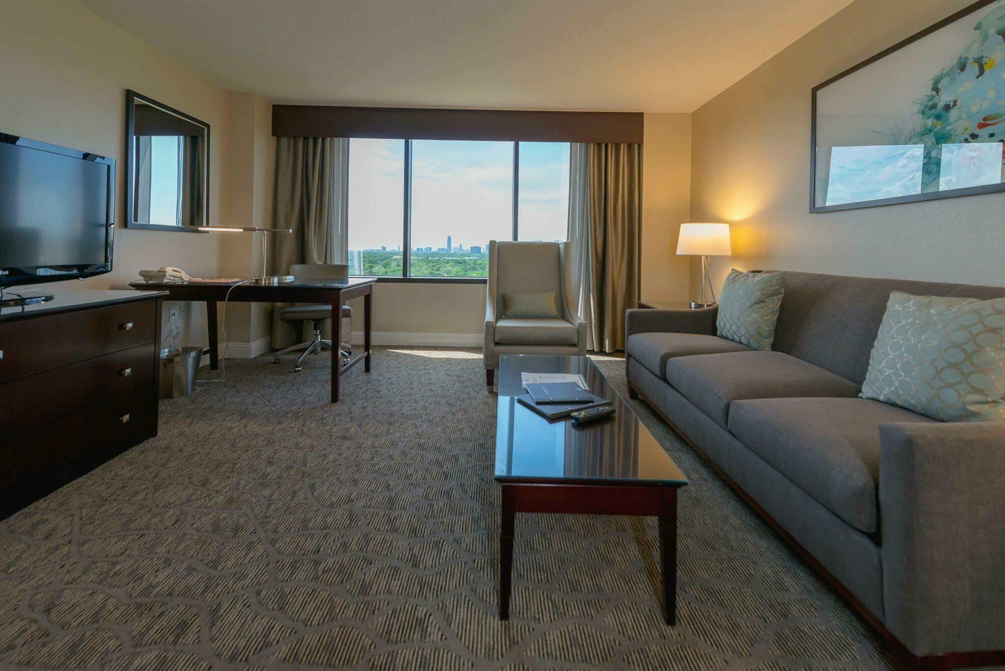 Hilton Plaza/medical Center Hotel